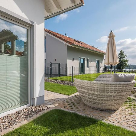 Feriendomizil Im Luftkurort - Ferienhaus-Sauna-See-Onsenbad Krakow am See Exterior foto